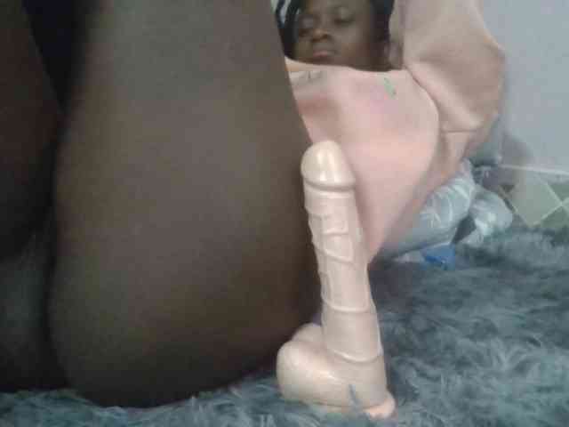 Sexyafricanah001 webcam