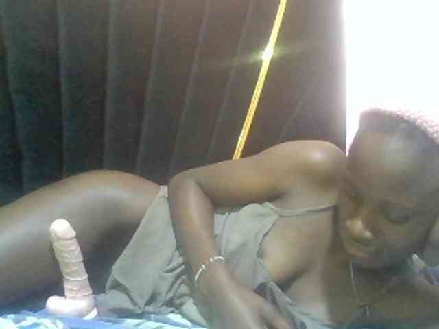 Sexyafricanah001 webcam