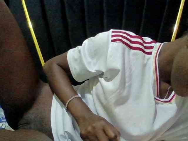 Sexyafricanah001 webcam