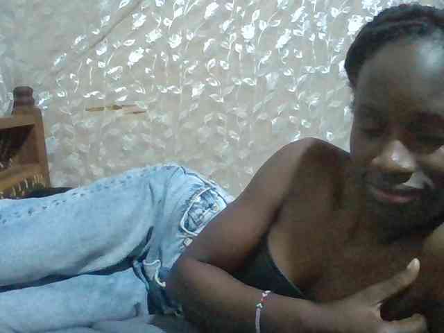 Sexyafricanah001 webcam