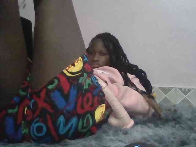 Sexyafricanah001 webcam