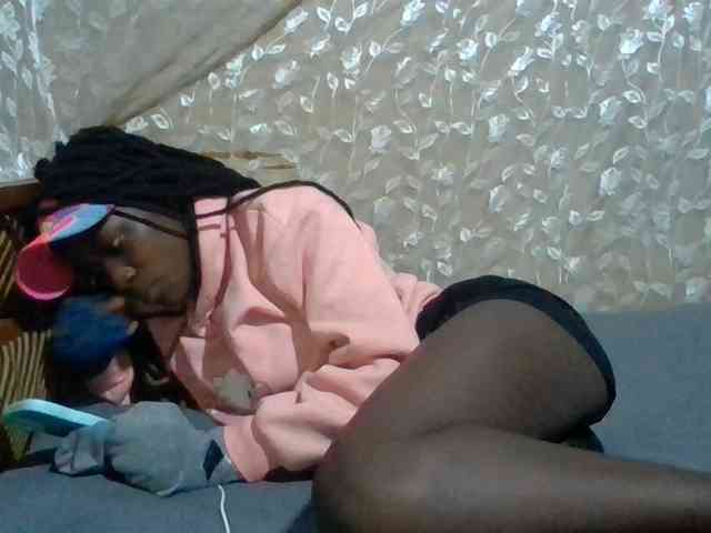 Sexyafricanah001 webcam