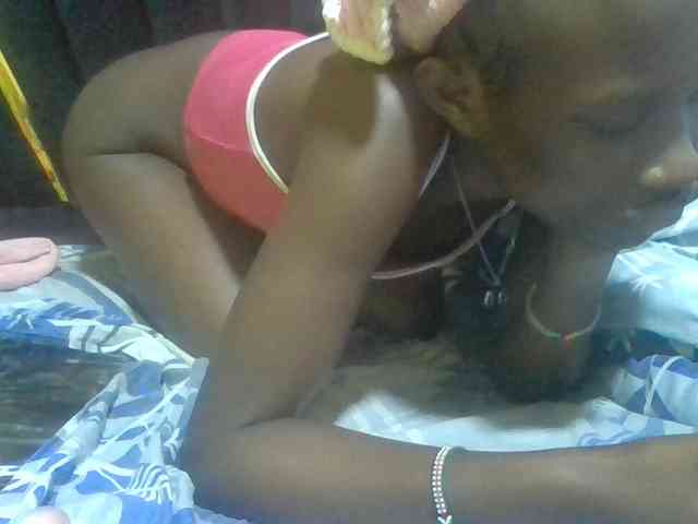 Sexyafricanah001 webcam