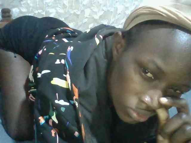 Sexyafricanah001 webcam