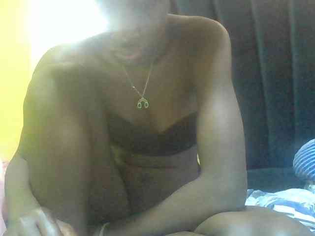 Sexyafricanah001 webcam