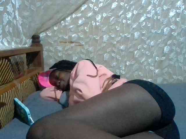 Sexyafricanah001 webcam