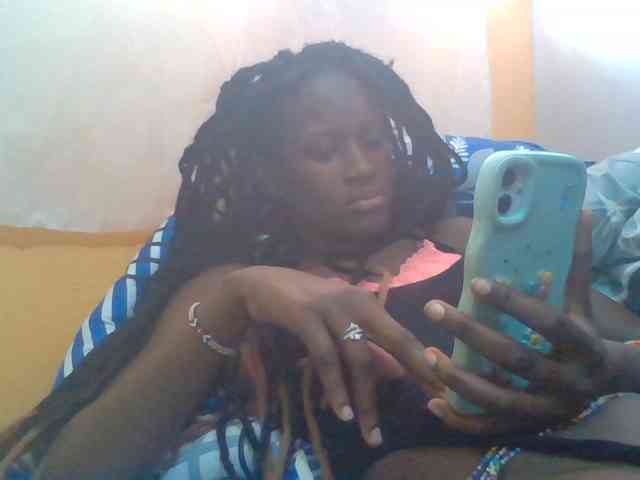 Sexyafricanah001 webcam
