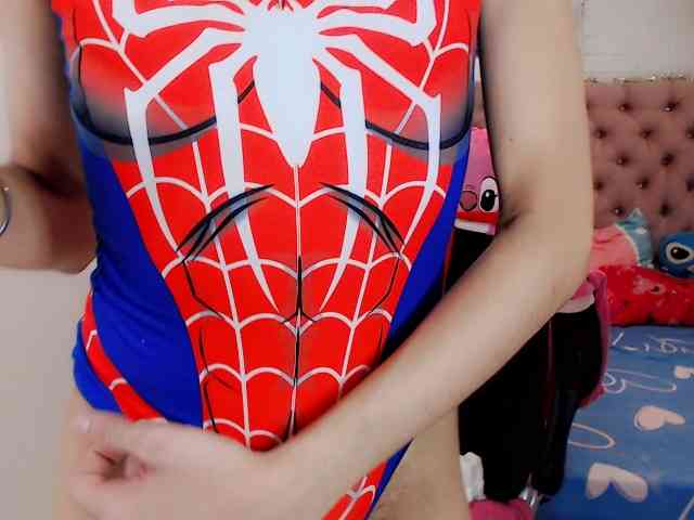 DaniellaSlut Sex Cam Show