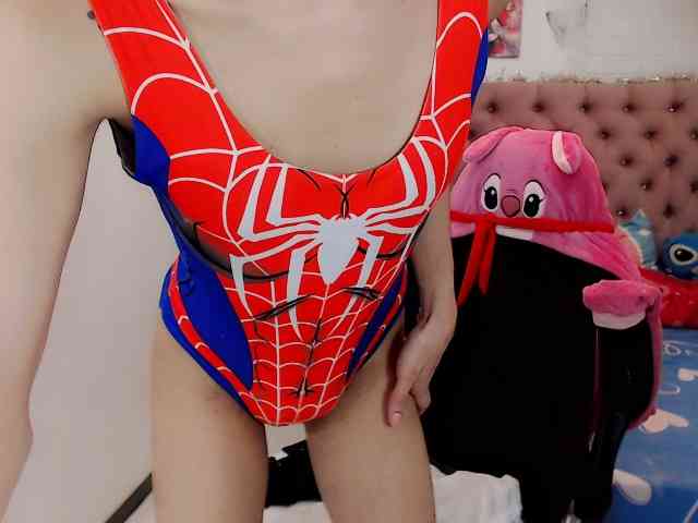 DaniellaSlut Sex Cam Show