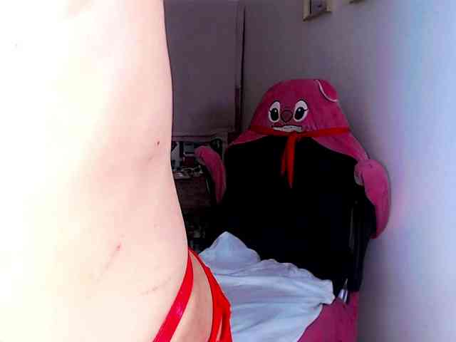 DaniellaSlut Sex Cam Show