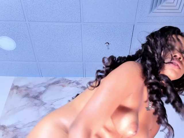 natyxo live cam on BongaCams