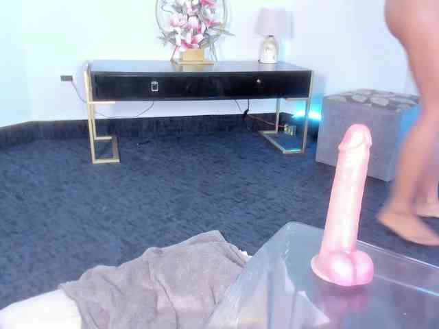 natyxo Live Webcam on BongaCams