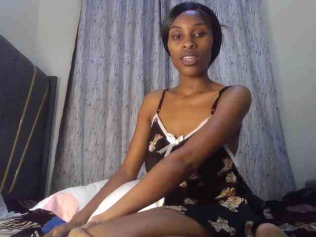 Fl0werssxoxo webcam