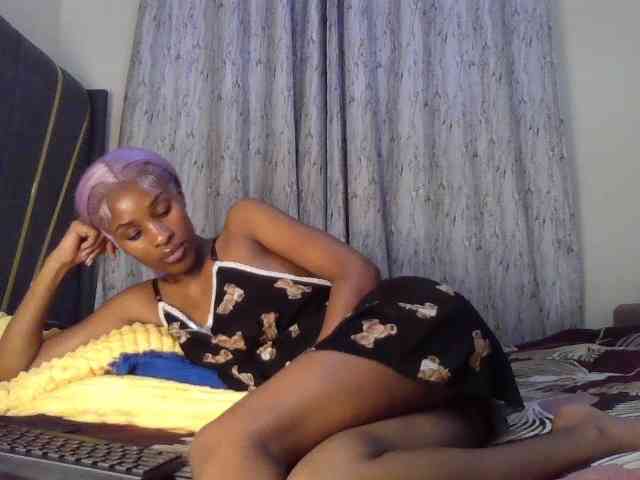 Fl0werssxoxo webcam