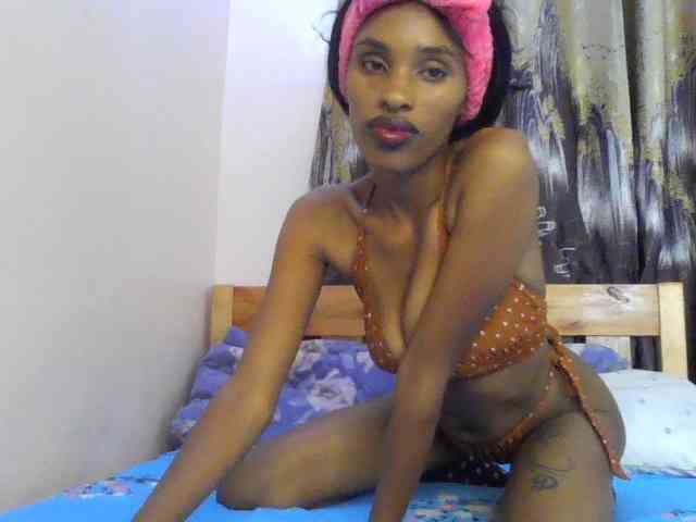 Fl0werssxoxo webcam
