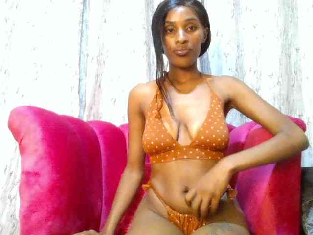 Fl0werssxoxo webcam
