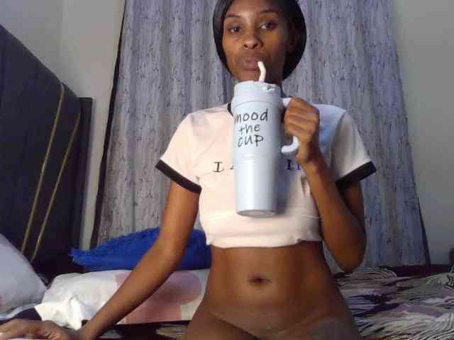 Fl0werssxoxo webcam