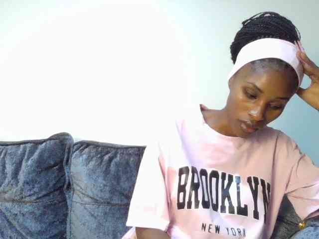 Fl0werssxoxo webcam