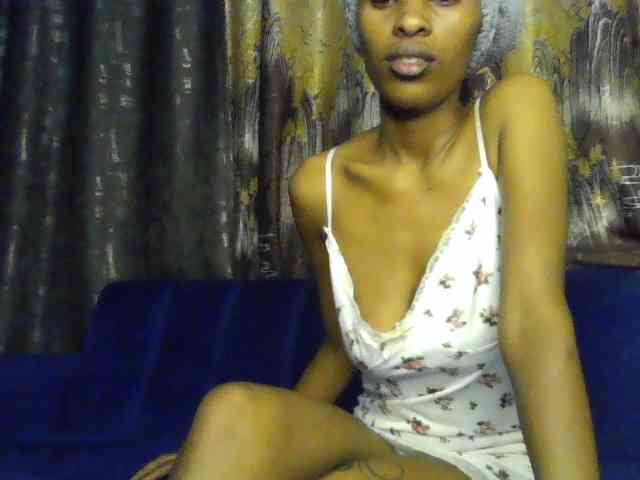 Fl0werssxoxo webcam