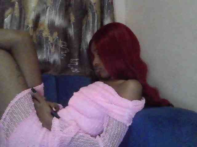 Fl0werssxoxo webcam