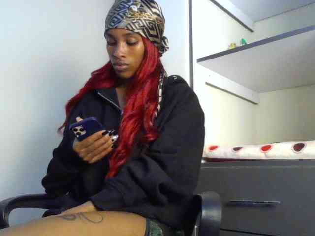 Fl0werssxoxo webcam