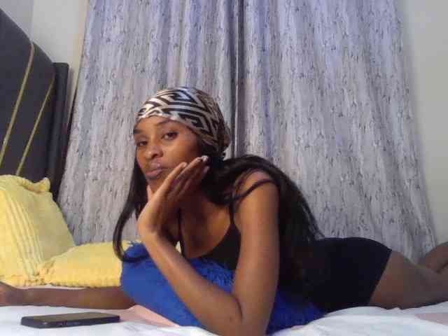 Fl0werssxoxo webcam
