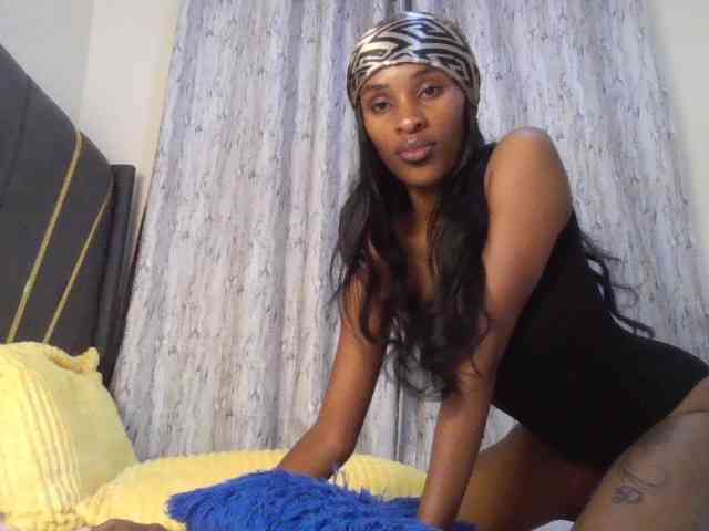 Fl0werssxoxo webcam