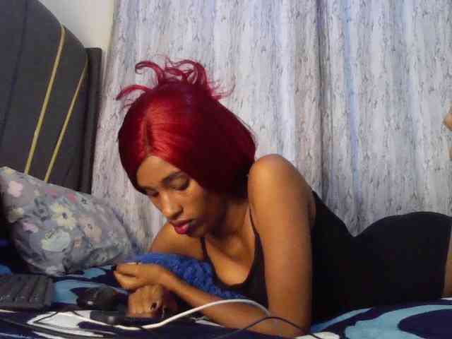 Fl0werssxoxo webcam