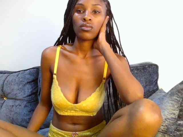Fl0werssxoxo webcam