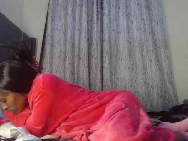 Fl0werssxoxo webcam