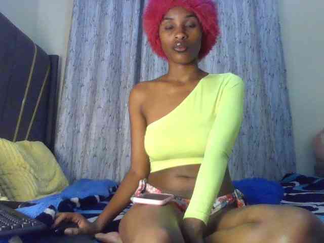 Fl0werssxoxo webcam