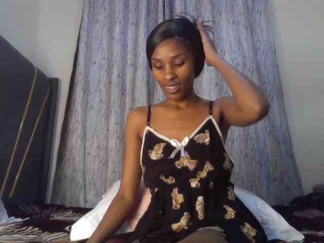 Fl0werssxoxo webcam