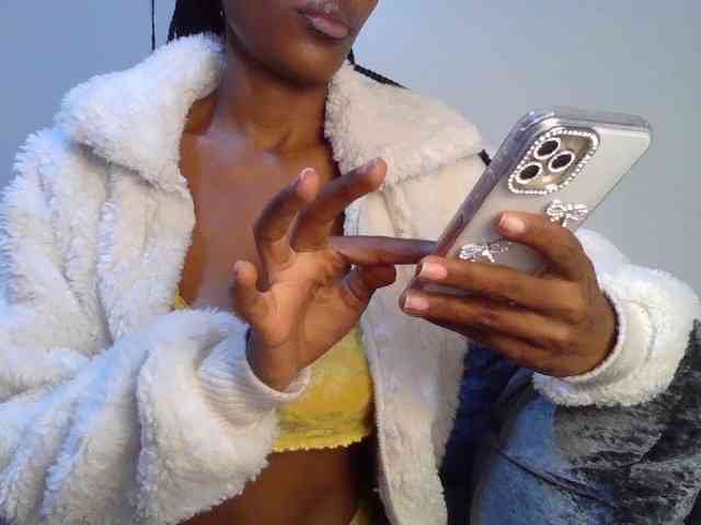 Fl0werssxoxo webcam