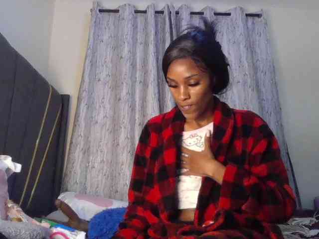 Fl0werssxoxo webcam