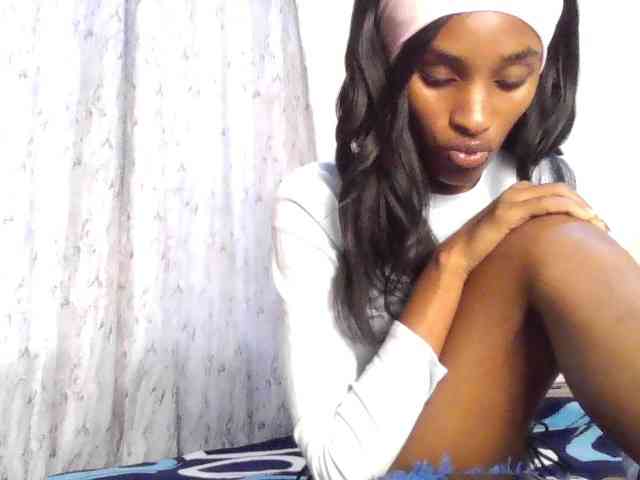 Fl0werssxoxo webcam