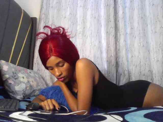 Fl0werssxoxo webcam