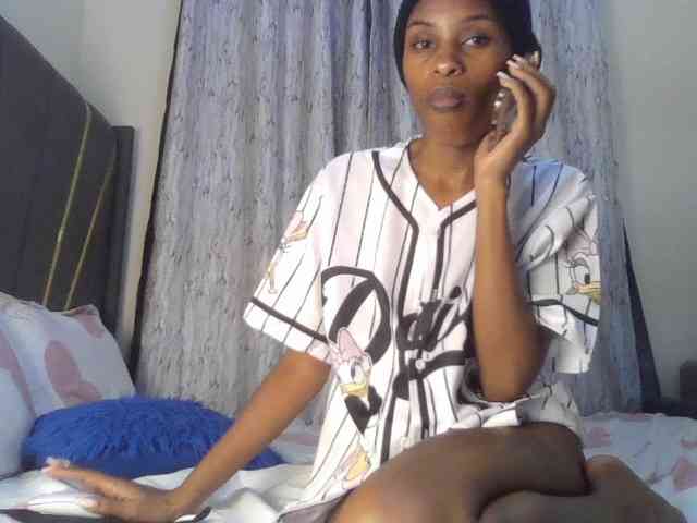 Fl0werssxoxo webcam