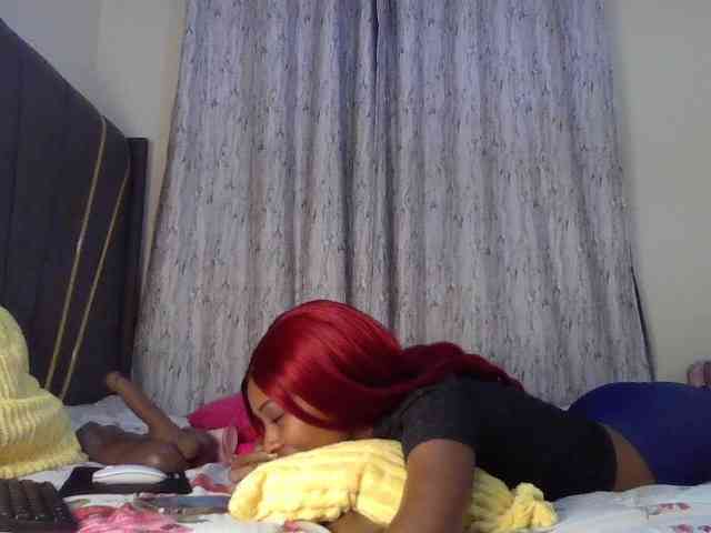 Fl0werssxoxo webcam
