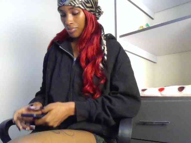 Fl0werssxoxo webcam