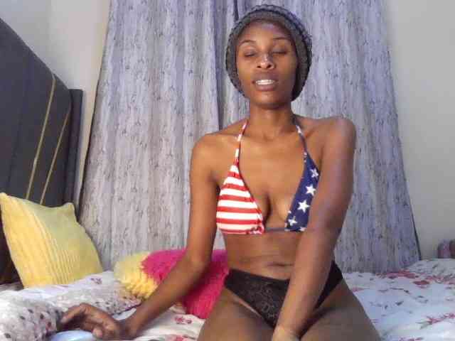 Fl0werssxoxo webcam