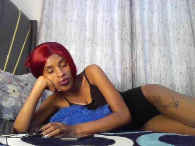 Fl0werssxoxo webcam