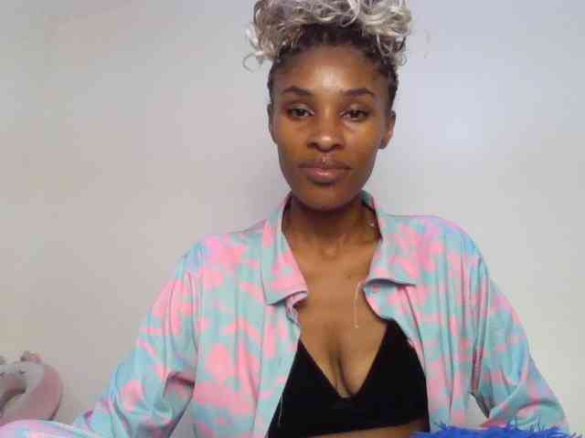 Fl0werssxoxo webcam
