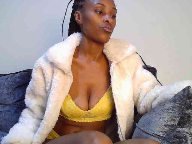 Fl0werssxoxo webcam