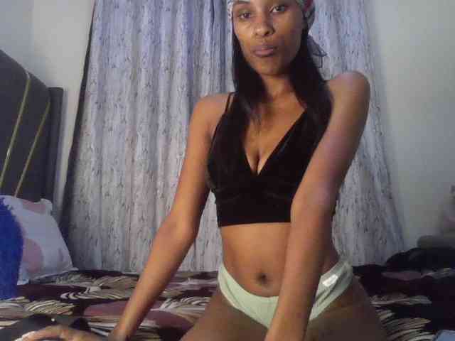 Fl0werssxoxo webcam