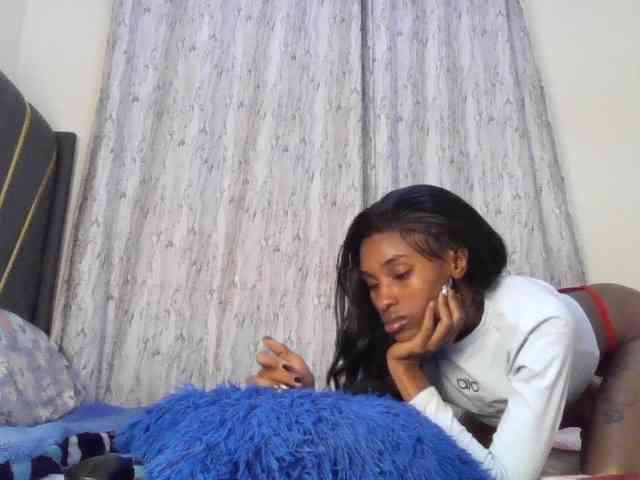 Fl0werssxoxo webcam