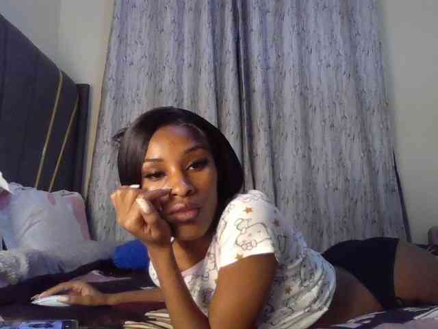 Fl0werssxoxo webcam