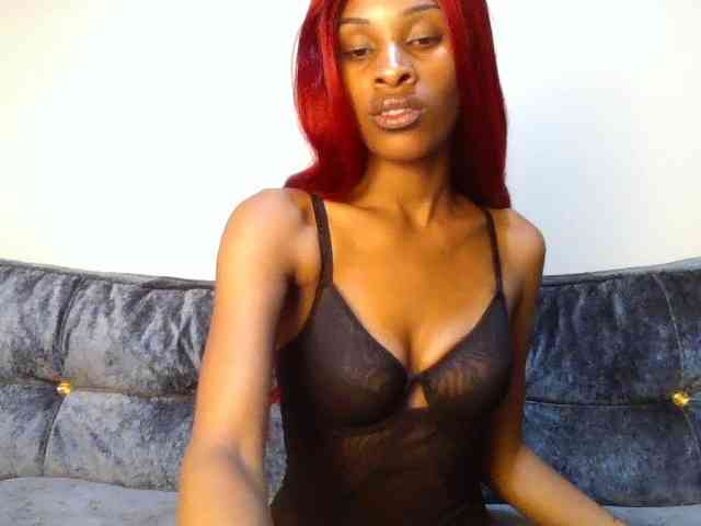 Fl0werssxoxo webcam