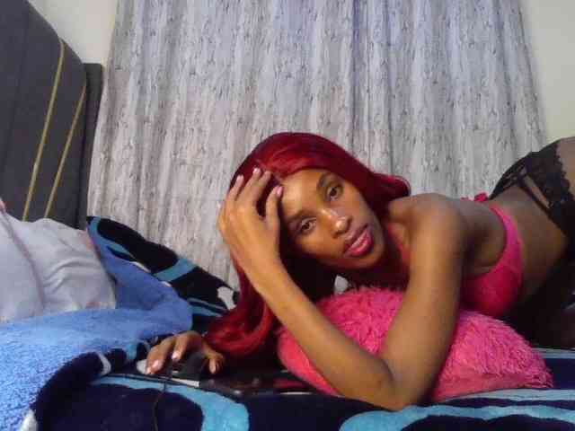 Fl0werssxoxo webcam