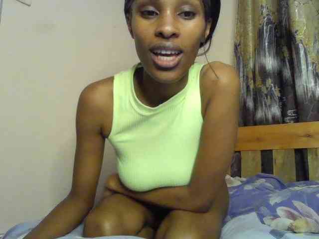 Fl0werssxoxo webcam