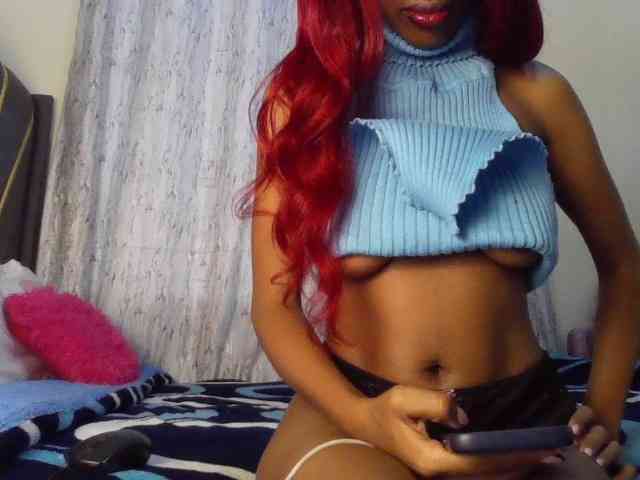 Fl0werssxoxo webcam